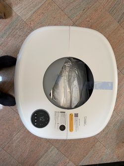 Self cleaning litter box - cumridge NEVER USED