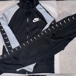 Nike Boys Black and Gray Athletic Tracksuit