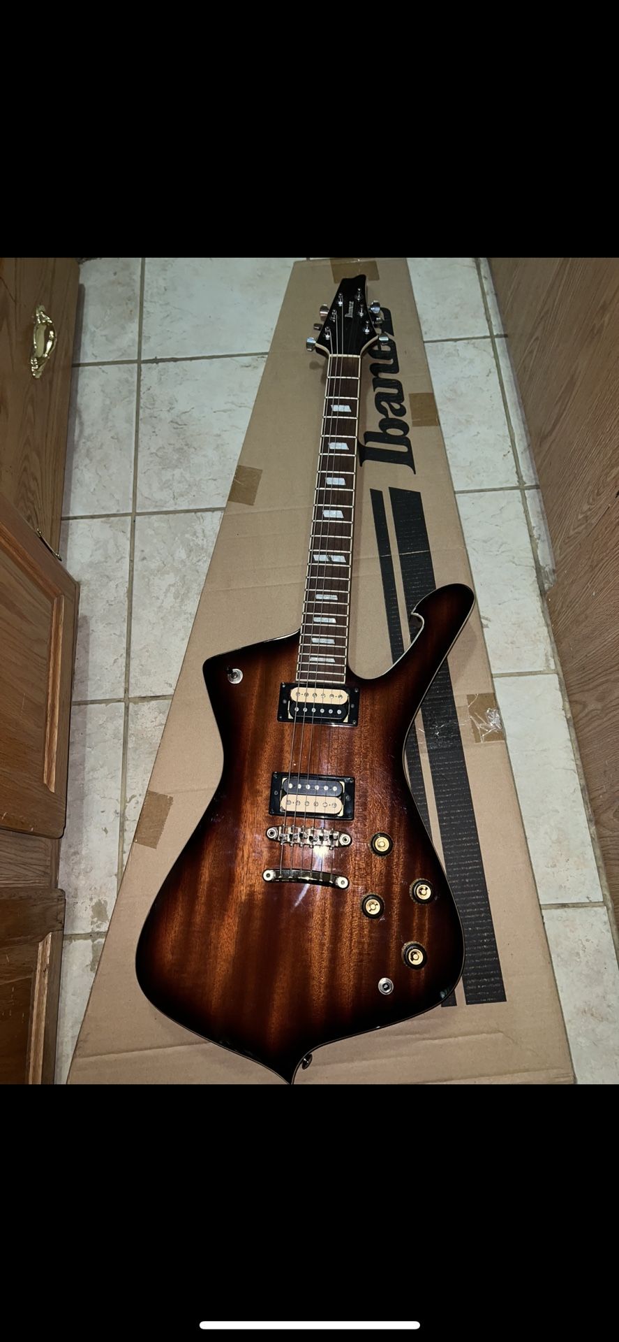 Ibanez Iceman