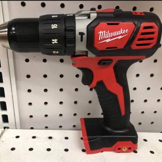 Milwaukee New Hammer Drill 18M