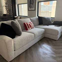 2 Piece Right Arm Facing Chaise Sectional 
