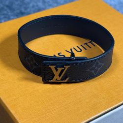 LUXURY SLIM BRACELET WITH RECEIPT 