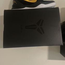 Kobe 5 Protro “Lakers” $190