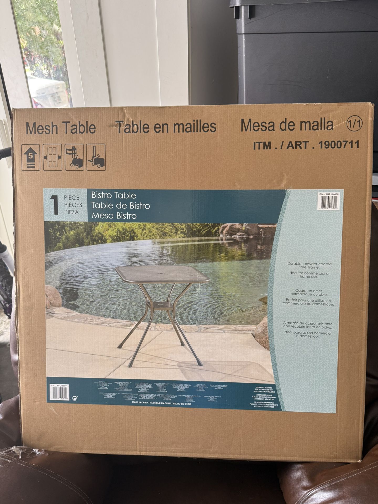 Mesh table