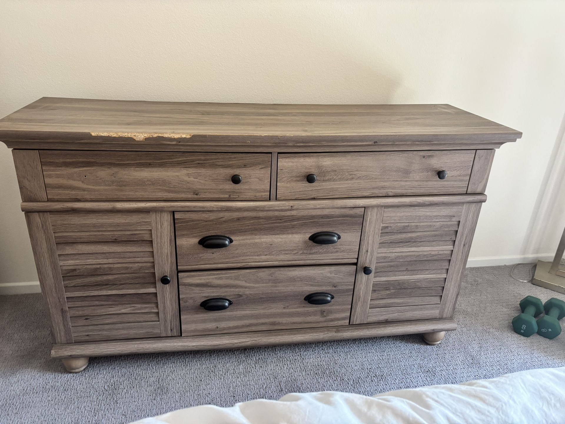 free bedroom dresser