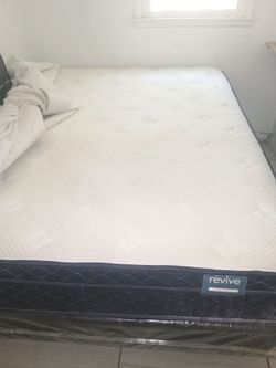 Queen bed