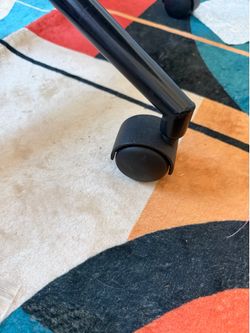 Desk chair