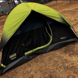 Dark Room Tent 4 person 