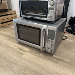 Microwave & Toaster Oven