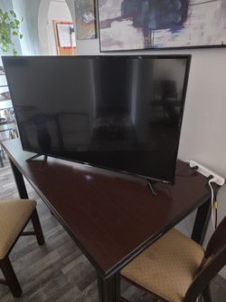 TCL Roku TV 48 Inch