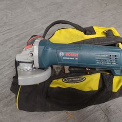 Bosch 4 1/2 Inch 10 Amp Grinder 