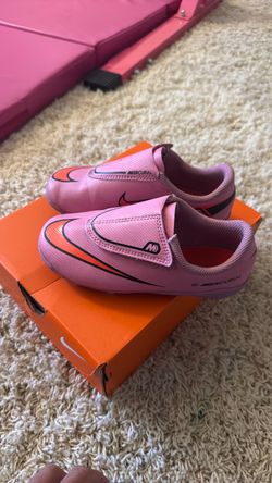 Nike Girls Soccer Cleats
