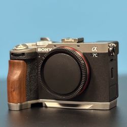 Sony A7C2