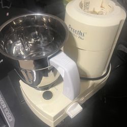 Preeti Mixer And Grinder 