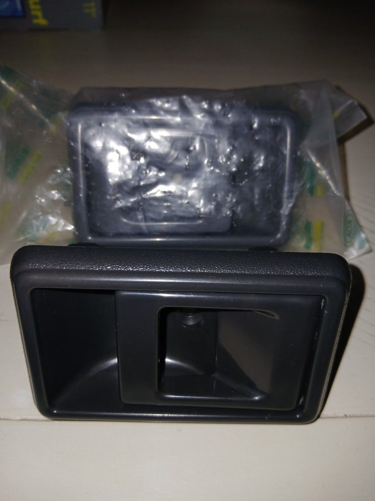89 To 94 Toyota Pickup Inner Door Handle
