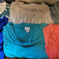 Lot Of Women's Tops Size Small 