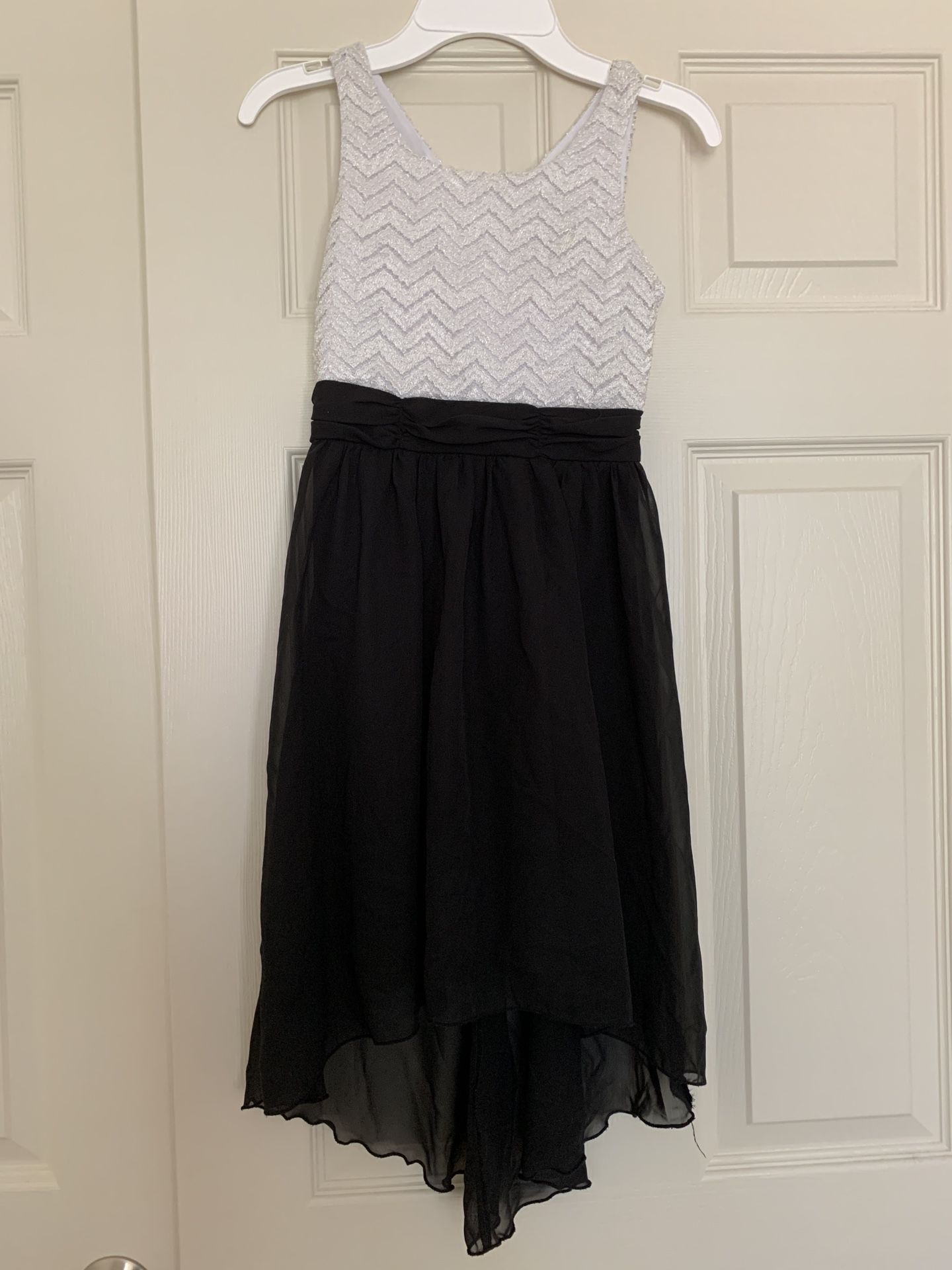 Speechless Black And White Dress