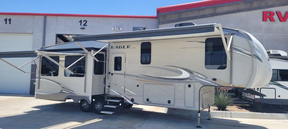 2018 Eagle by Jayco 321RSTS