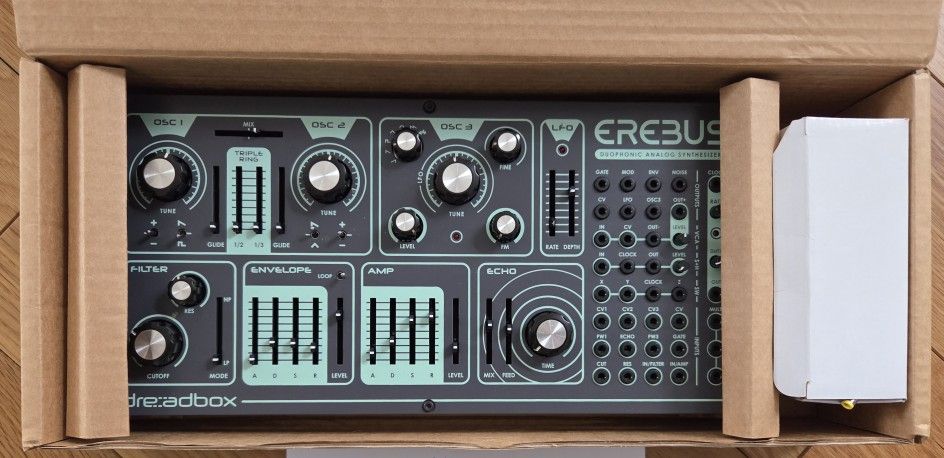 Dreadbox Erebus V3 Synth