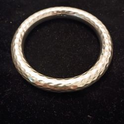 Solid Heavy Silpada Hammered 925 Sterling Silver Bangle