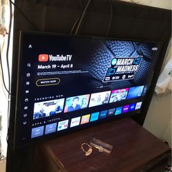 40 Inch TV Vizio