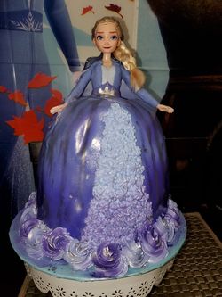 Elsa Cake