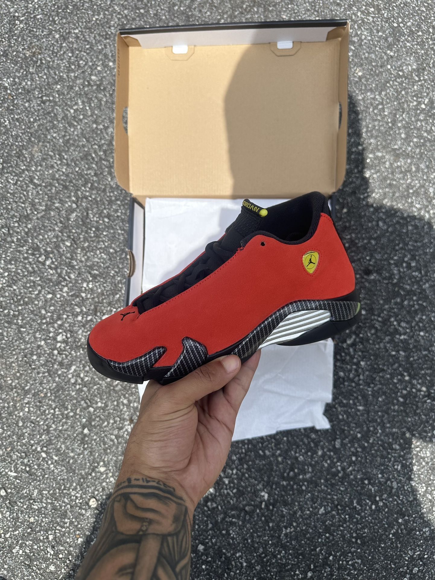 Jordan 14 Ferrari Size 7Y