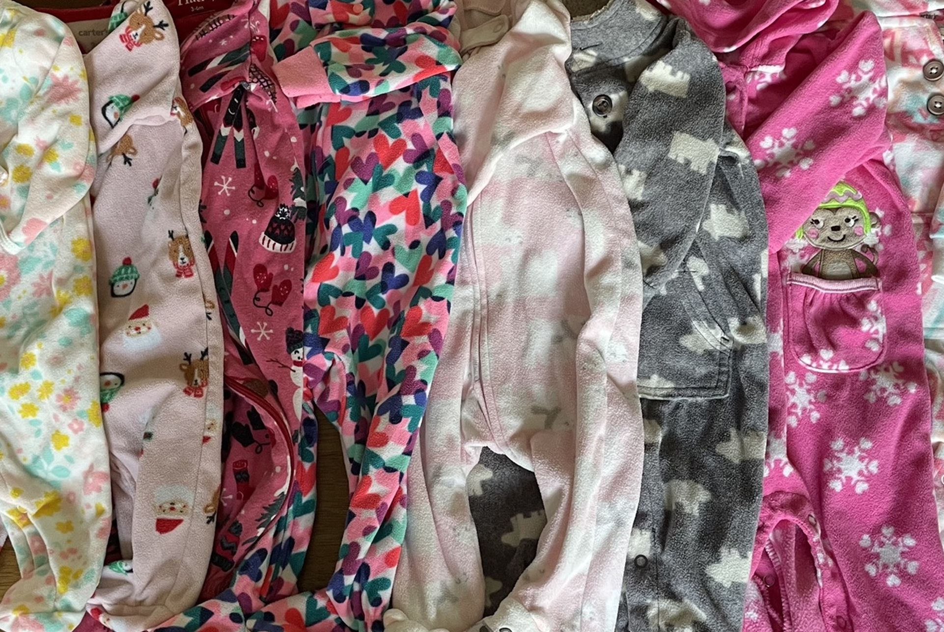 Baby Girls Clothes Clothing Lot 3 6 9 Months Carter’s Sleepers Outfits