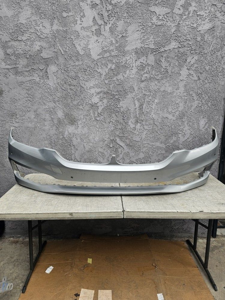 Bmw 5-series 530i 530e 540i Front Bumper 2017 2018 2019 2020