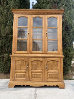 China Cabinet OBO