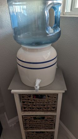 Water dispenser/Stand with cubbies