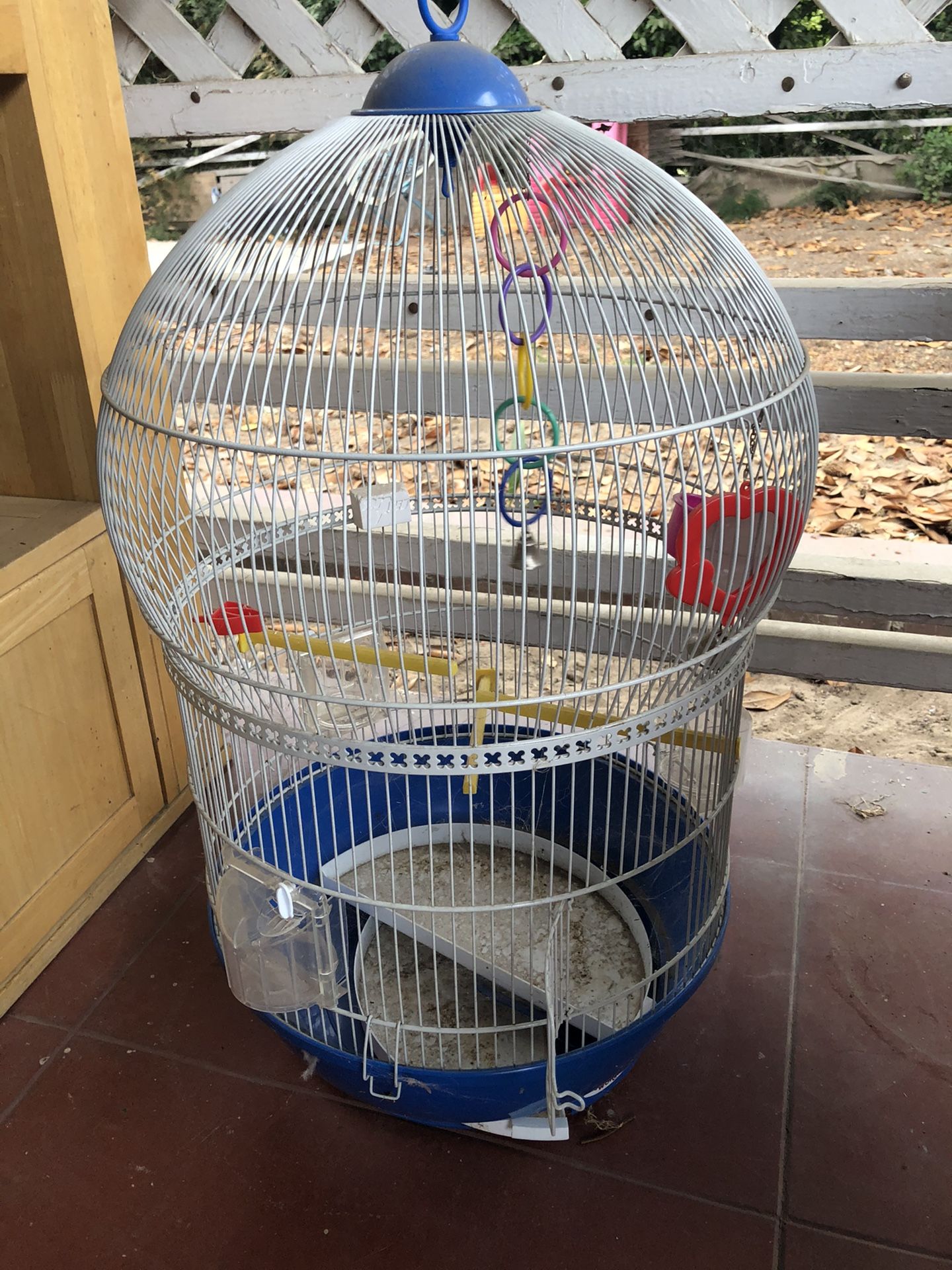 Bird cage