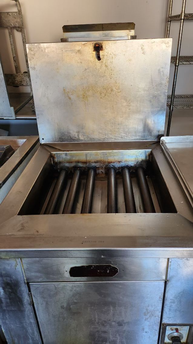 Industrial Grease Fryer. for Sale in Dallas, TX OfferUp