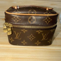 Louis Vuitton Nice Nano Vanity Case