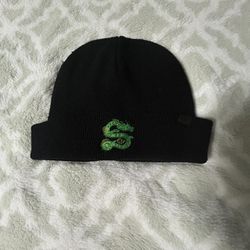 C/ Beanie (Black Dragon)