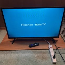 Hisense 32" Class 720P HD LED Roku Smart TV - 32H4030F1