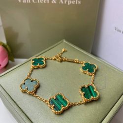 VAN CLEEF & ARPELS  18K Yellow Gold Malachite 5 Motifs Vintage Alhambra Bracelet