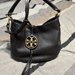 Authentic Tory Burch crossbody