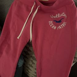 Hollister sweats