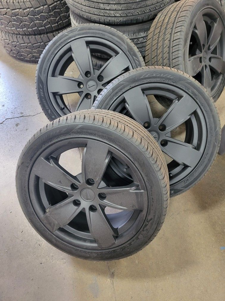Gto Black Wheels
