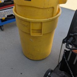 Trash Can