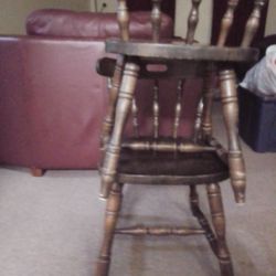 4 Set Wood Chairs