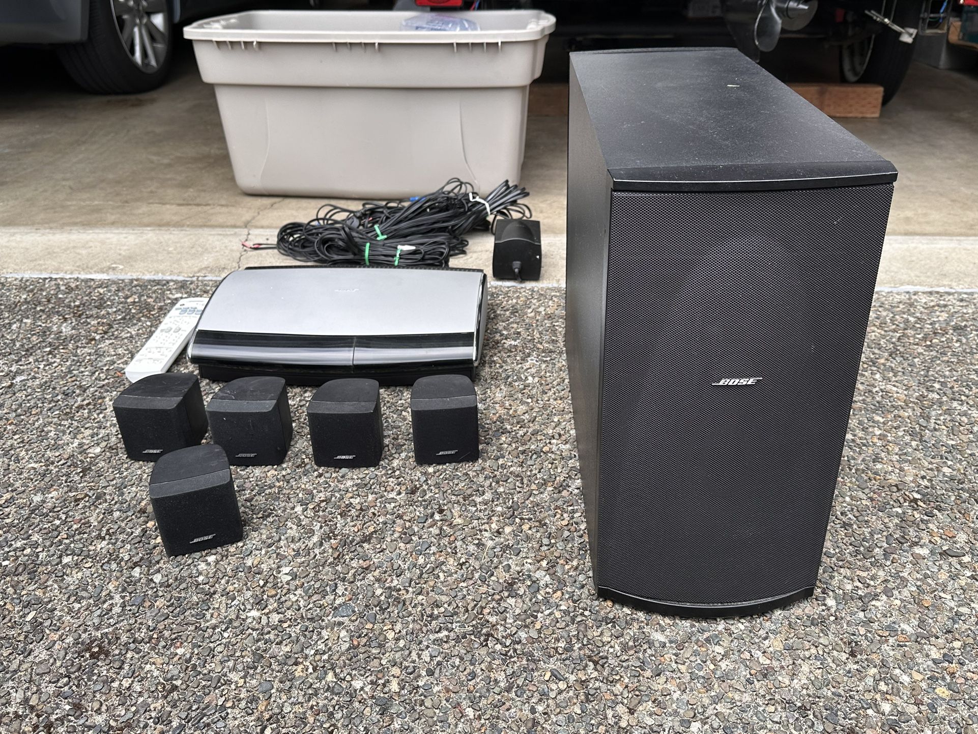 Bose Lifestyle 18 DVD TV Home Theatre Entertainment System Black/Gray