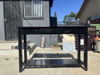Black Entry Table