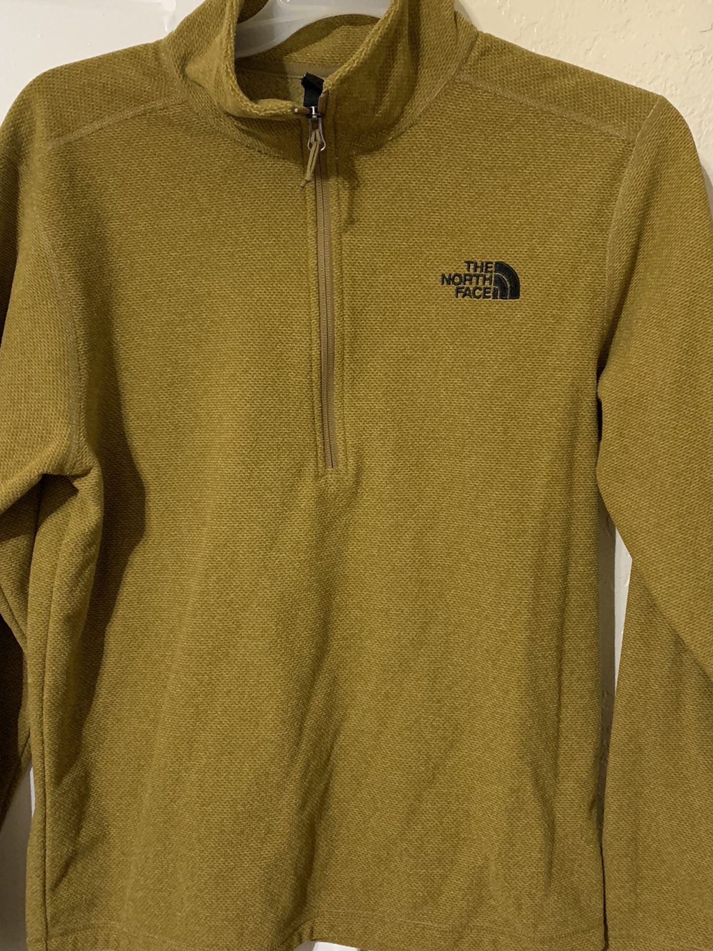 North face Pull Over 