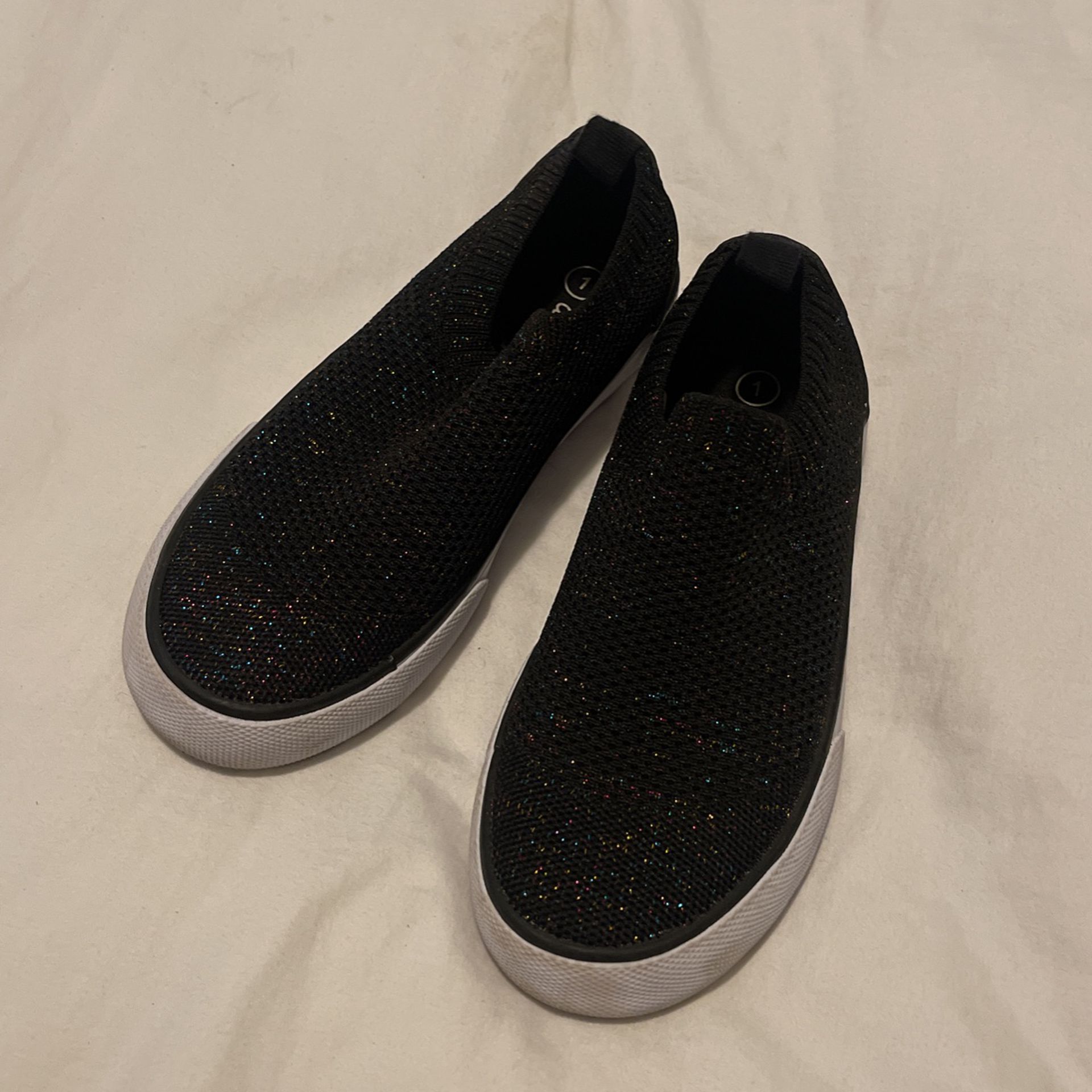 Cat And Jack Size Youth Size 1. Black Sparkle Slide Ons for Sale in ...