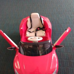 Car Lexus rechargeable $180