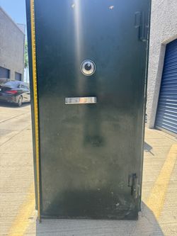 Gun Safe Riffles