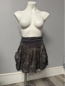 Women’s Gray Flowy Skirt
