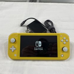 Nintendo HDH-001 Nintendo Switch Lite System – Yellow with Charger *Scratched Screen* TPW016417